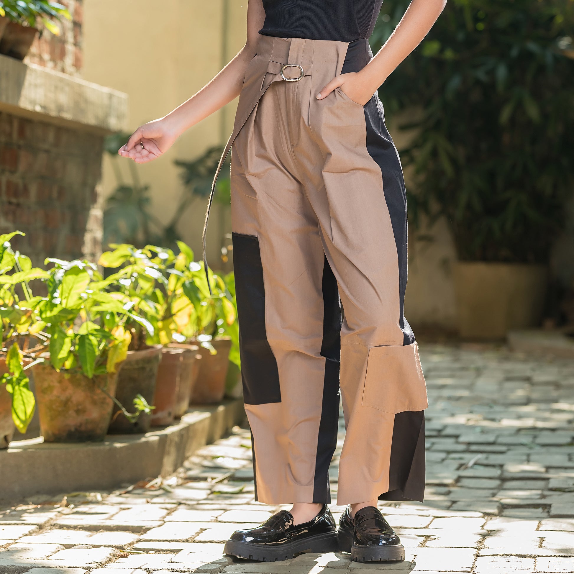 Two Tone Highwaisted Pants