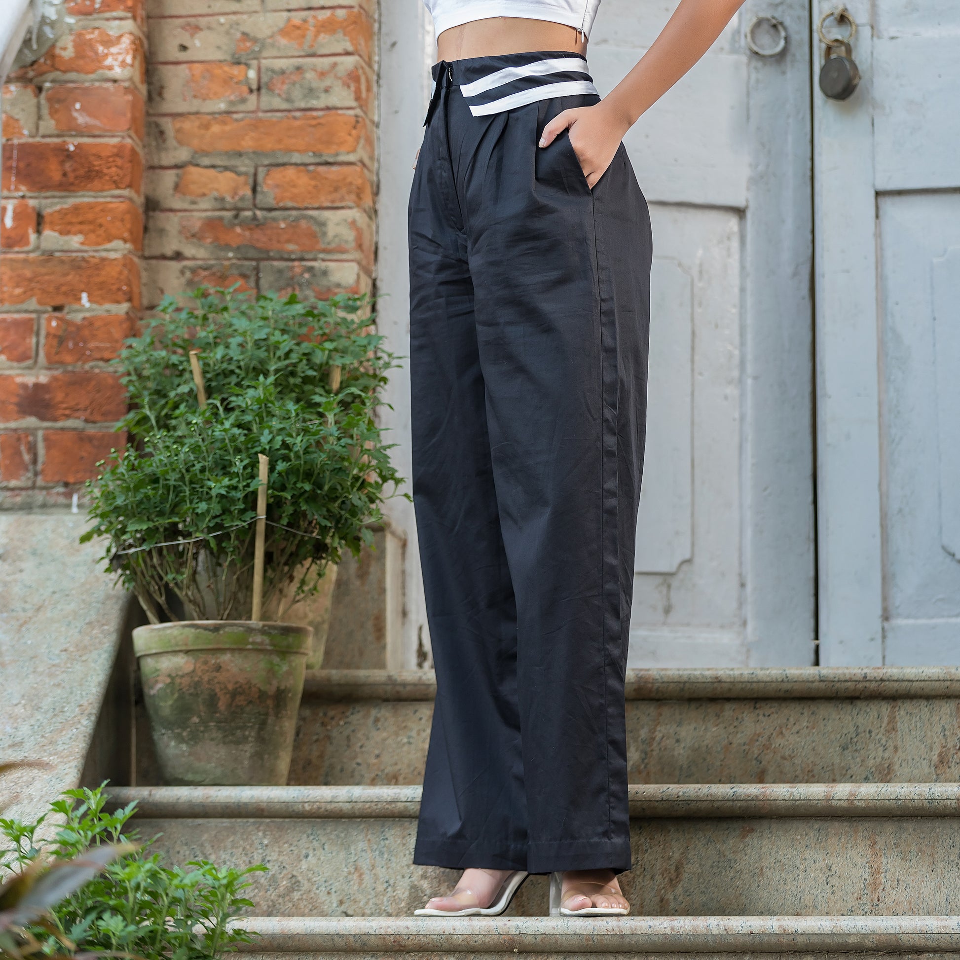 Black & White Collar Pants